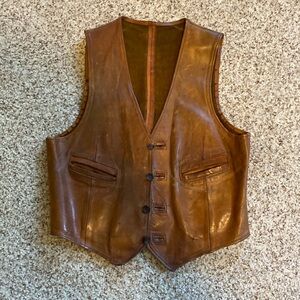 Men’s leather vest